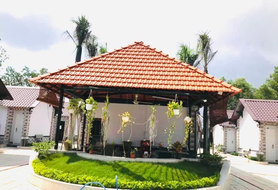 Nha Nghi Tran Duc Aparthotel Phu My Exterior photo